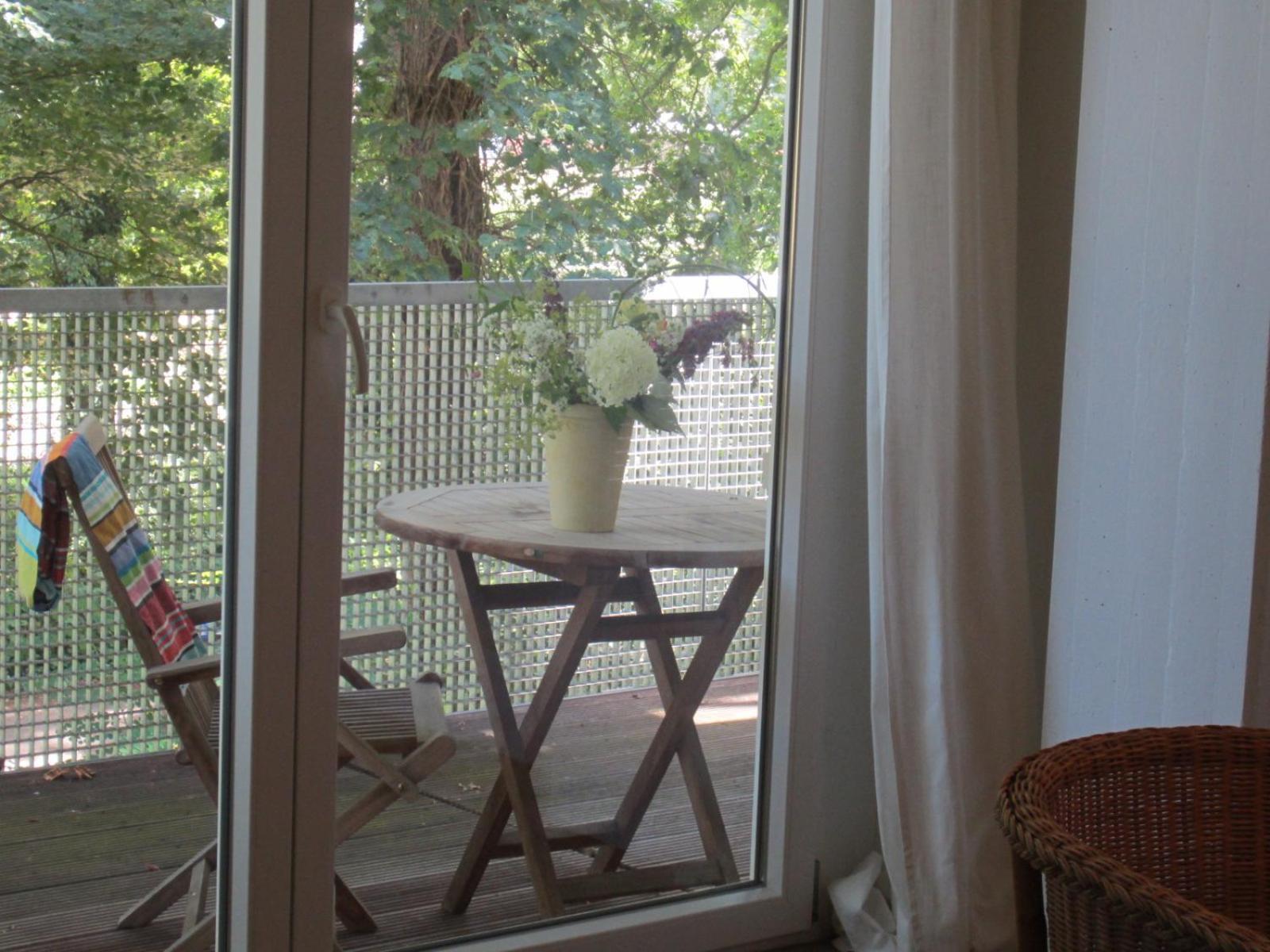 K9 Apartment *